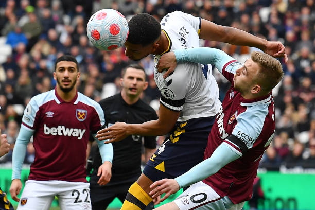 这位年轻的 这位年轻的